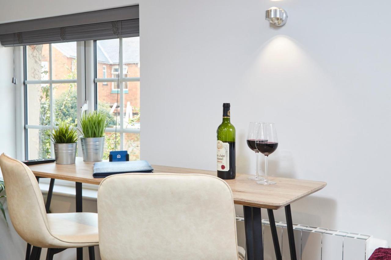 Gateway Mews - Serviced Apartments كيغوورث المظهر الخارجي الصورة