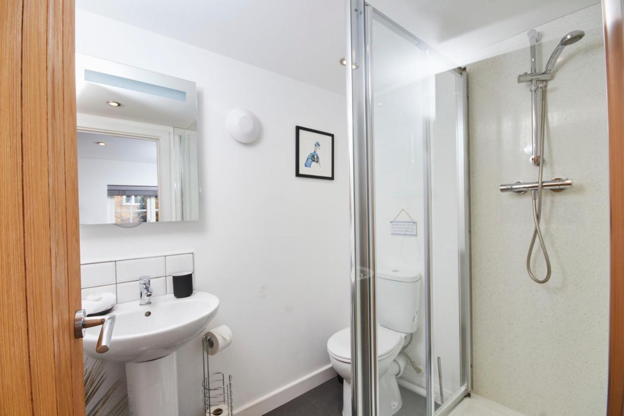 Gateway Mews - Serviced Apartments كيغوورث المظهر الخارجي الصورة