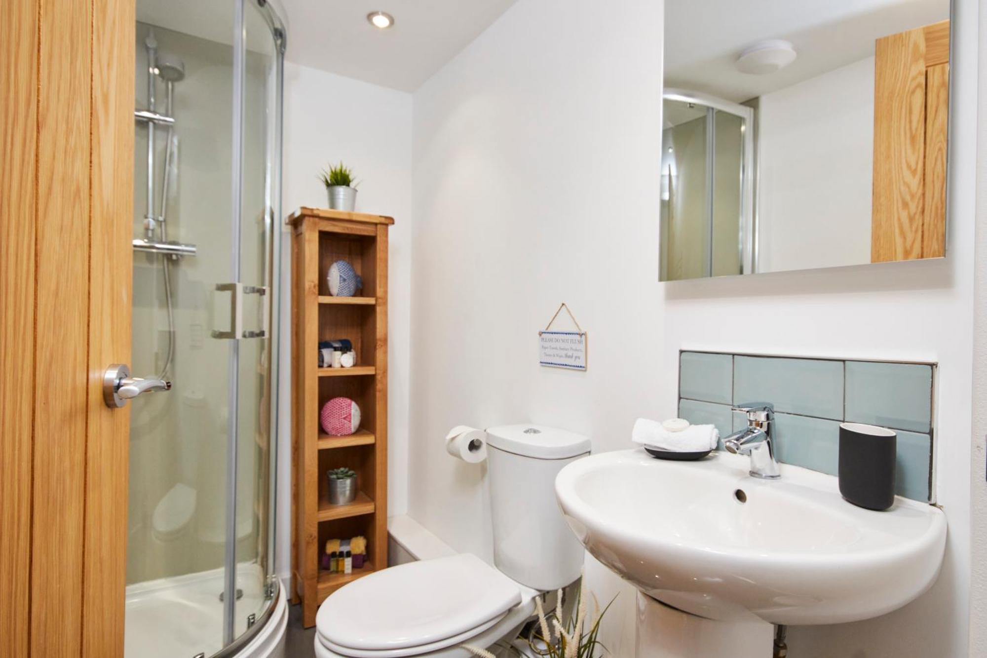 Gateway Mews - Serviced Apartments كيغوورث المظهر الخارجي الصورة