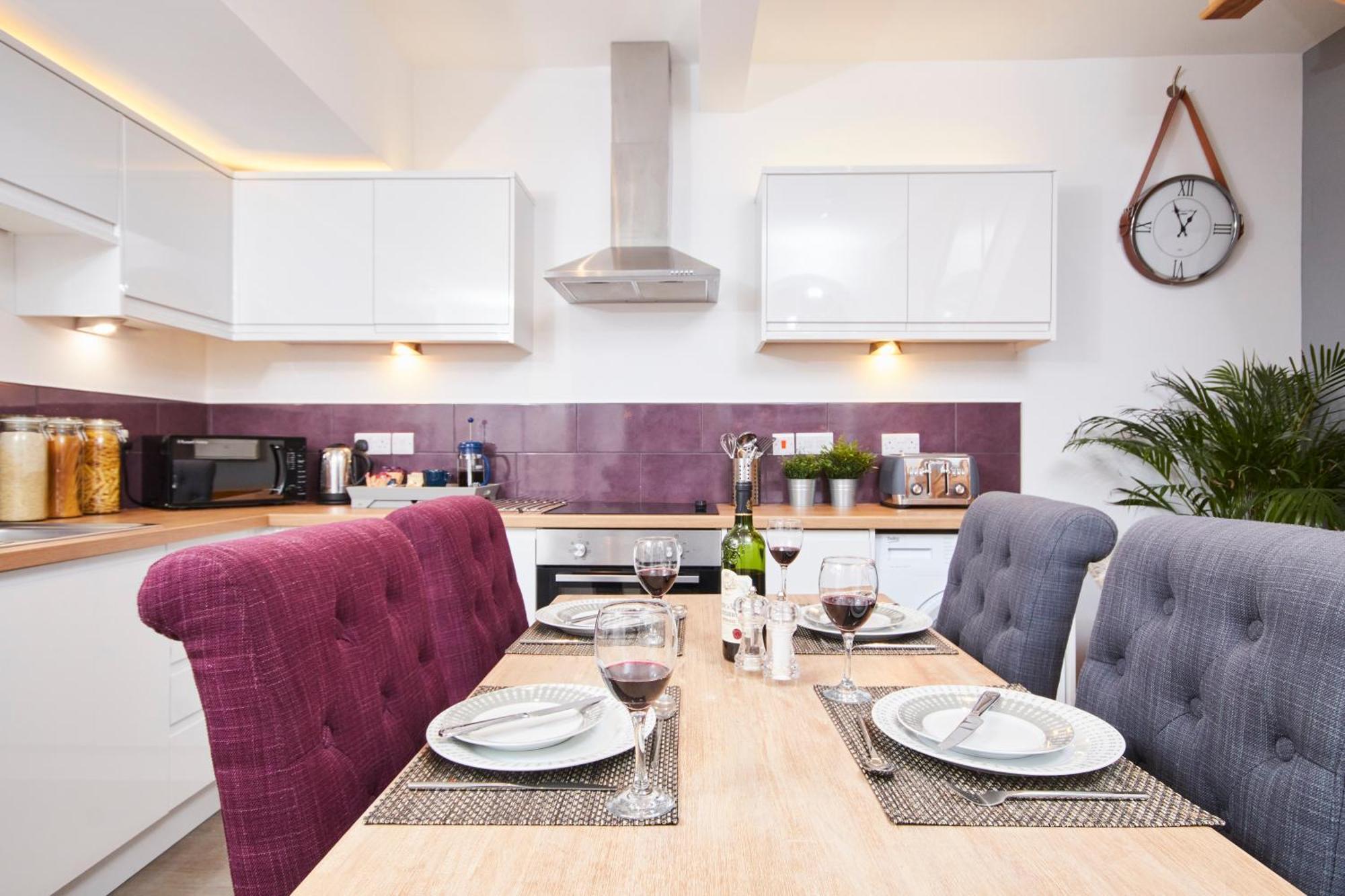 Gateway Mews - Serviced Apartments كيغوورث المظهر الخارجي الصورة