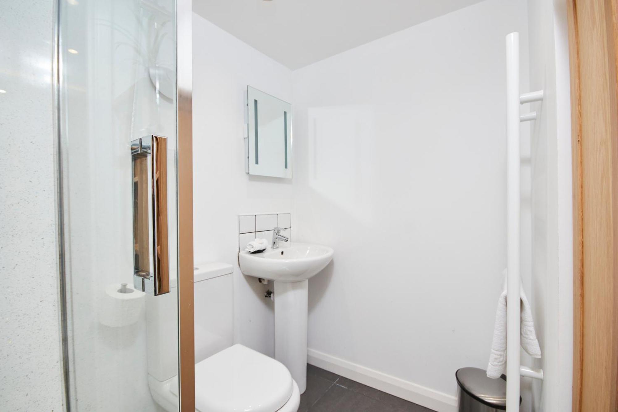 Gateway Mews - Serviced Apartments كيغوورث المظهر الخارجي الصورة